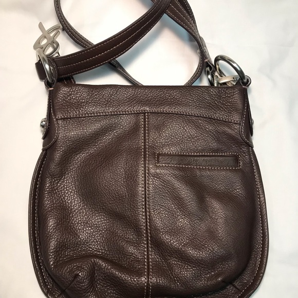 B. Makowsky Chocolate Brown Pebbled Leather Front Buckle Crossbody Saddle Purse - Picture 11 of 15
